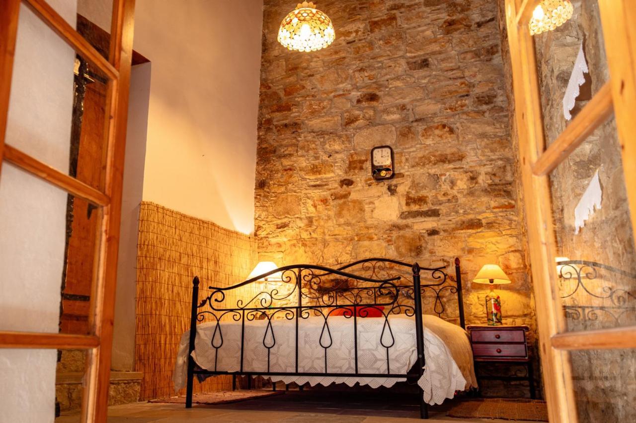 Constantias Stone Houses Лофу Екстериор снимка